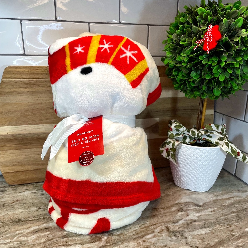 Hallmark Keepsake Ornament Christmas Throw Blanket 50" X60" Warm and Fuzzy NWT